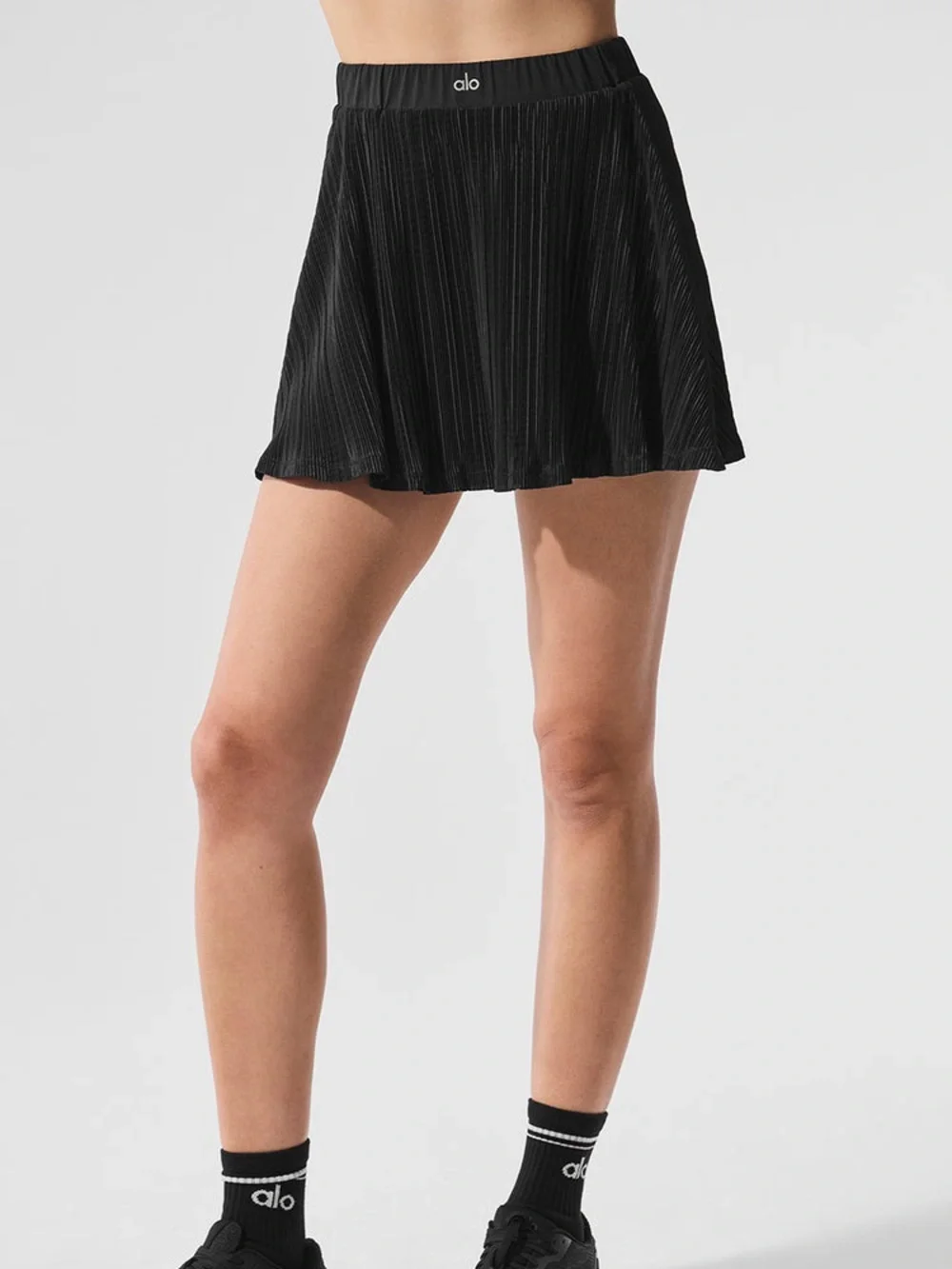 Woman’s black Alo Micro Plisse Tennis Skirt size small